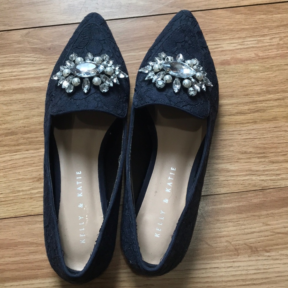 Kelly & Katie Size 6 Flats